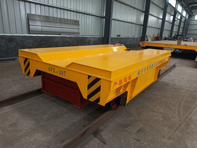 Battery-Powered 30T Rail Transfer Cart for Die and Mold Handling バッテリー駆動
